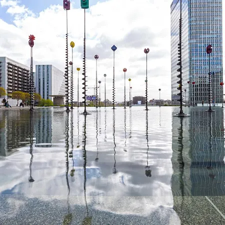 Luna Courbevoie